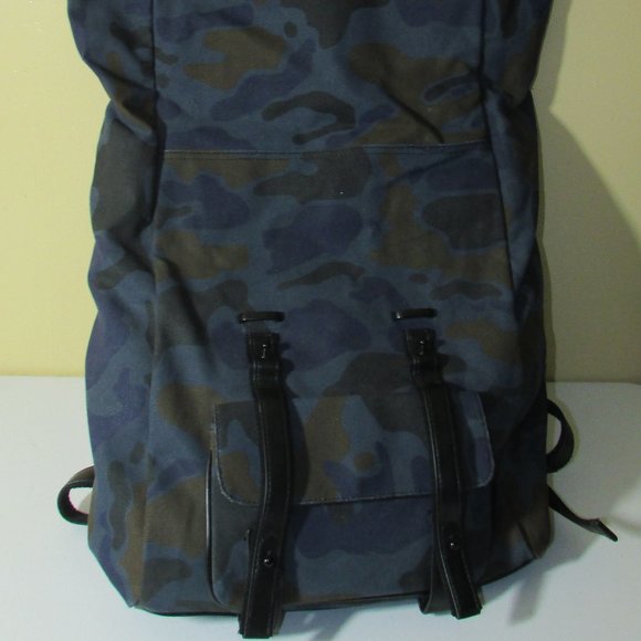 3.1 Phillip Lim Men's Camouflage Backpack - Picture 4 of 4
